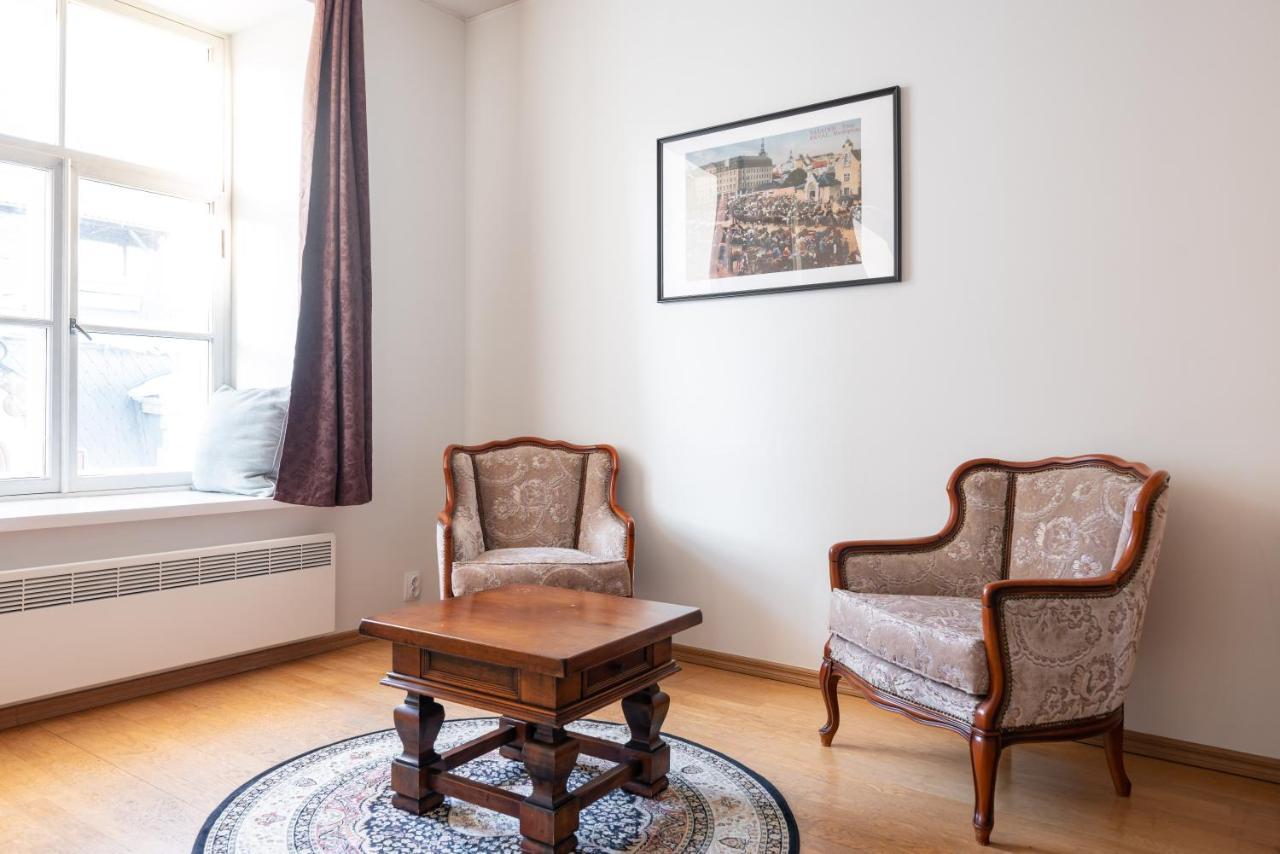 Old Town - Vana Viru Apartment ทาลลินน์ ภายนอก รูปภาพ